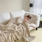 Imitation Rabbit Velvet Spring Autumn Warm Bed Blanket or Blanket and Pillowcase Soft Warmth Sofa Blankets for Throw Lap Blanket - Imagine 3