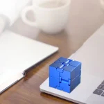 Metal Magic Cube Stress Relief Toy Cube Portable Educational Toys Decompresses Relax Toys for Children Adults Birthday Gift - Imagine 3